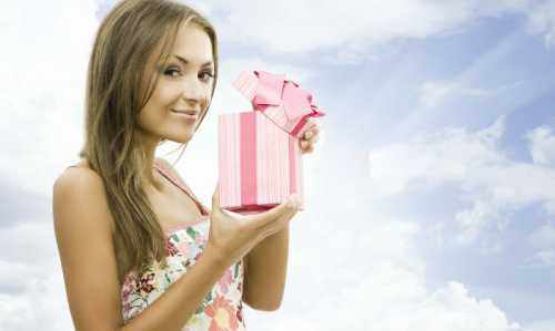 Что подарить бабушке на день рождения