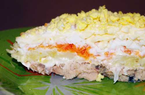 Залить холодной водой на полчаса, чтобы из продукта вышла горечь