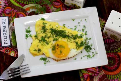 Яичница с сыром