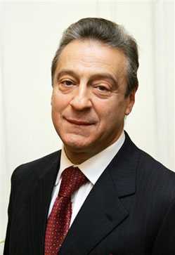 Так, современные астрологи пришли к выводу, что всем именующимся таким образом мальчикам сулятся противоречивые качества, но в целом, это все они с детства являются эгоистичными и эмоциональными