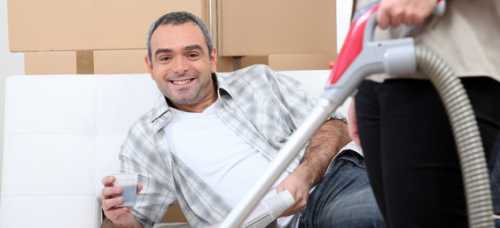 Если женщинам позволяется сидеть на шее у мужа то почему не может быть наоборот, ведь любовь зла