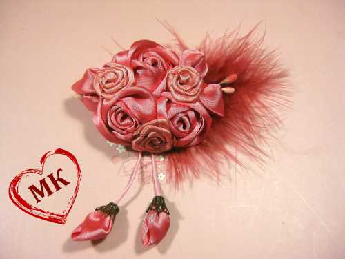 Теперь с одной стороны бумаги нарисуйте простой круговой лабиринт в виде спирали