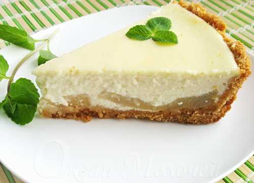 Чтобы края чизкейка были ровными, перед тем, как открывать разъёмную форму, погрейте её феном